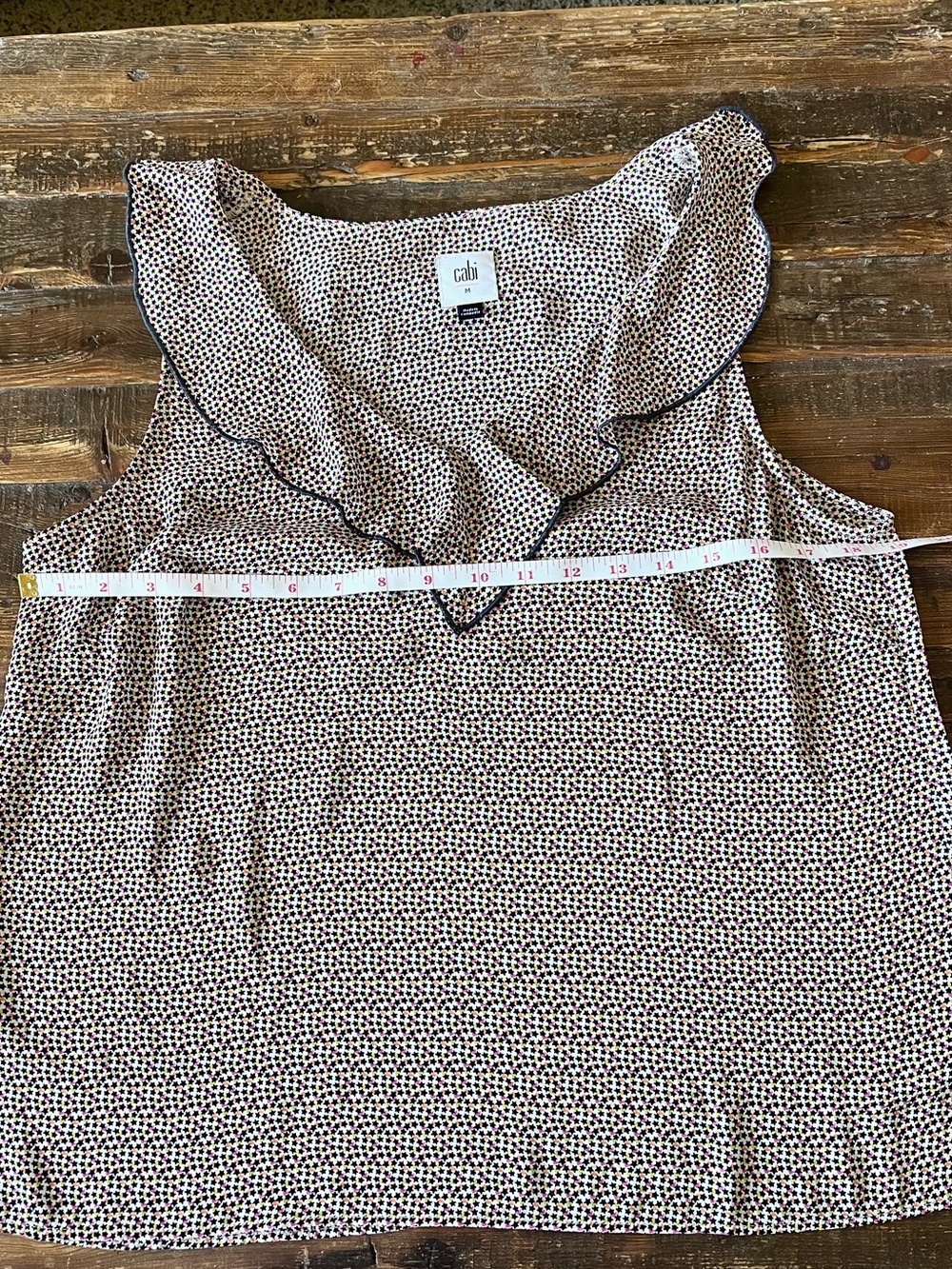 CAbi Stellar Sleeveless Blouse Micro Star Print NWOT - Picture 8 of 13